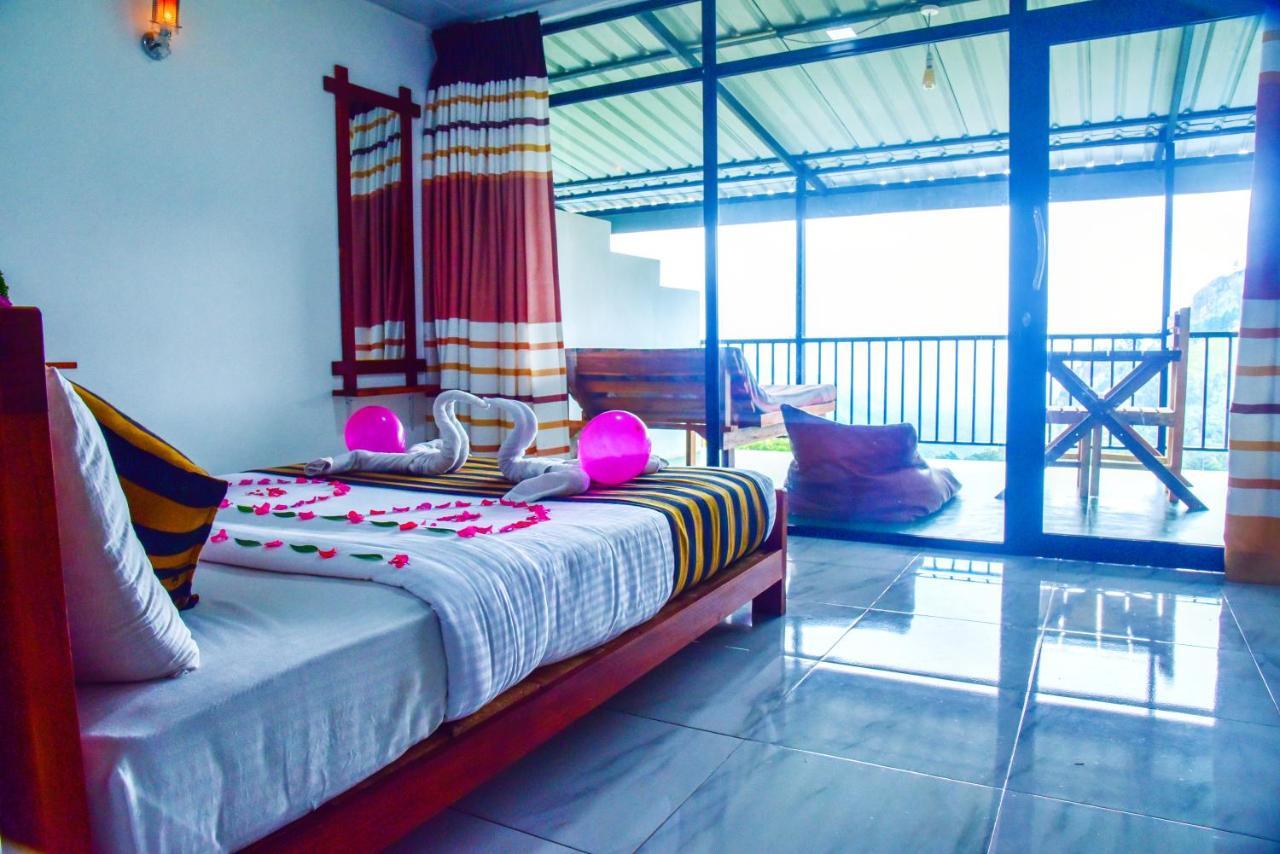 Onestar Ella Hotel Bagian luar foto