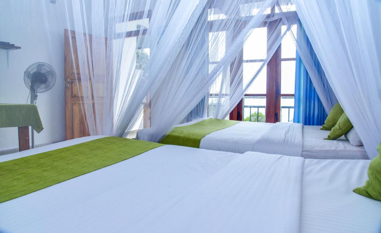Onestar Ella Hotel Bagian luar foto