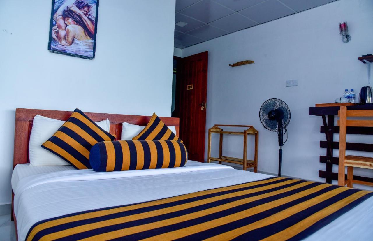 Onestar Ella Hotel Bagian luar foto