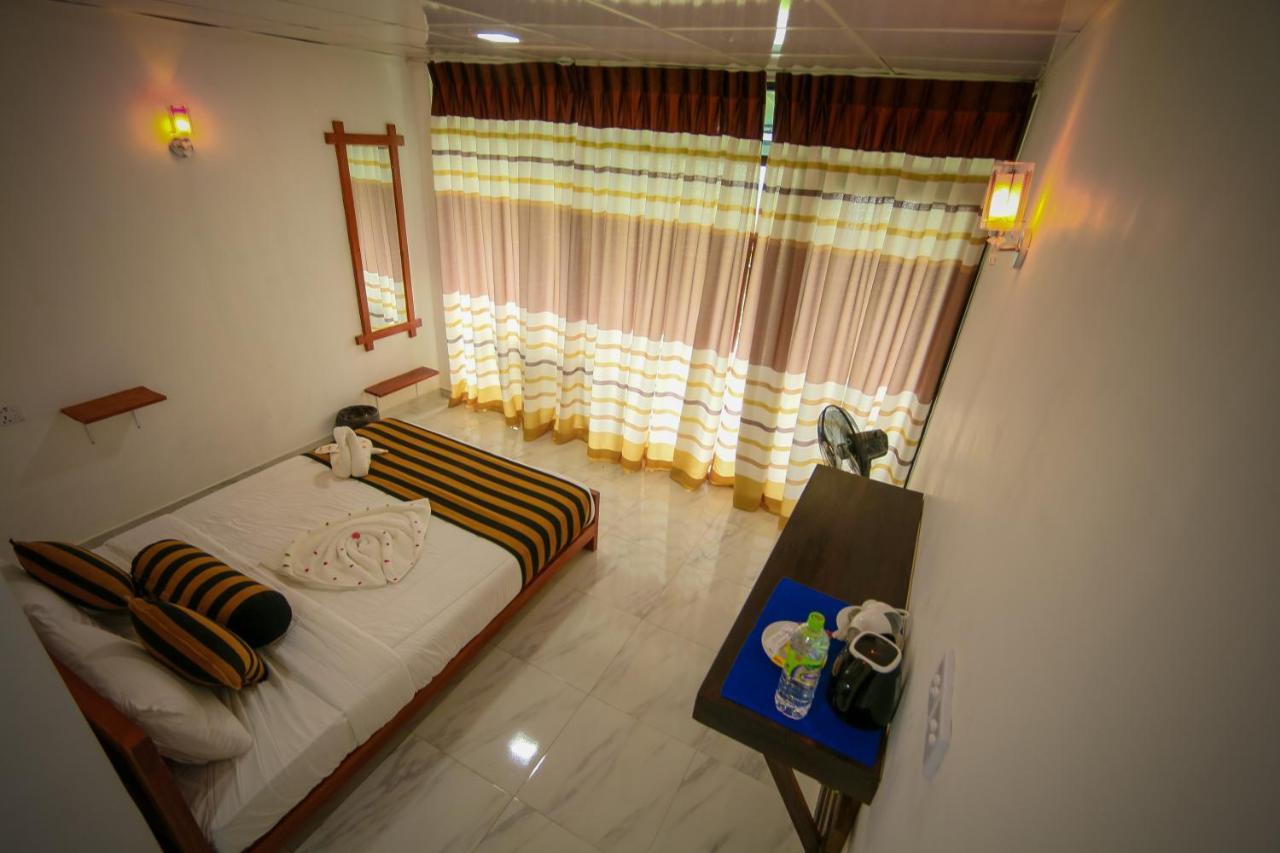 Onestar Ella Hotel Bagian luar foto